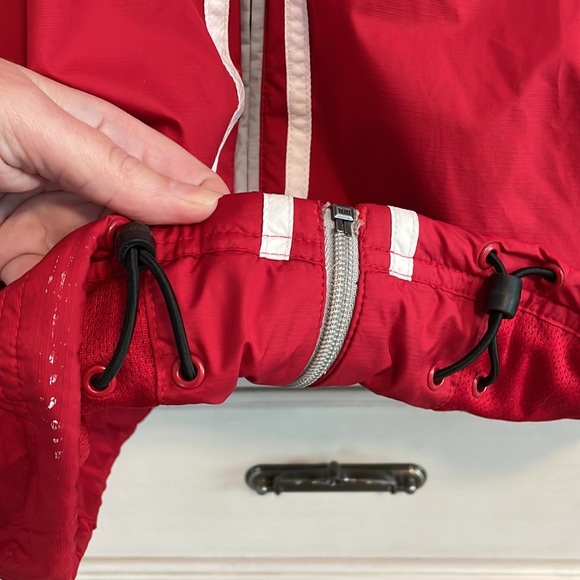 Adidas vintage red grey striped climate control windbreaker men’s size med - Picture 4 of 9